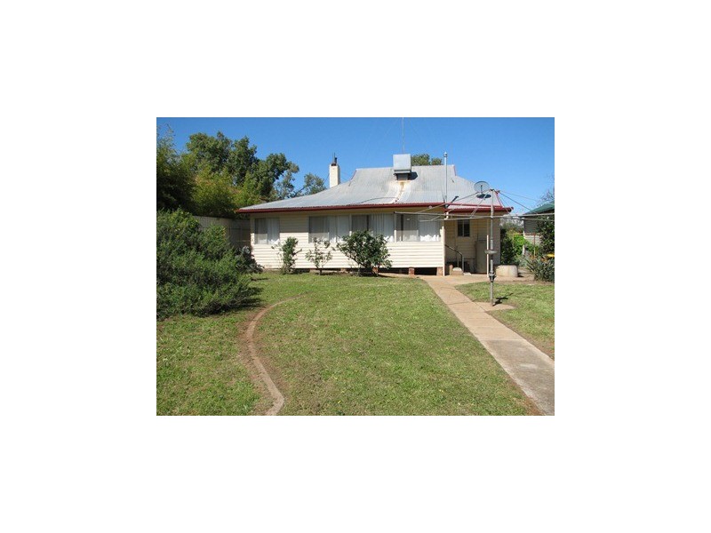 77 Audley, Narrandera NSW 2700