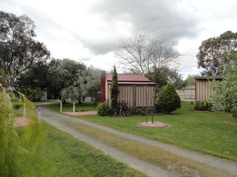 373 Toveys Road, Chiltern VIC 3683