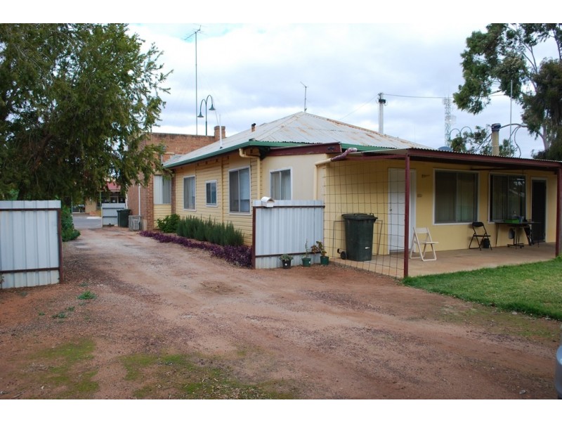 151 High Street, Hillston NSW 2675