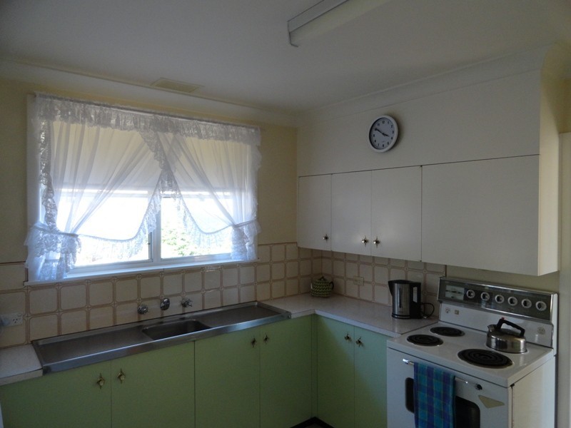 8 Birubi Road, Springdale Heights NSW 2641