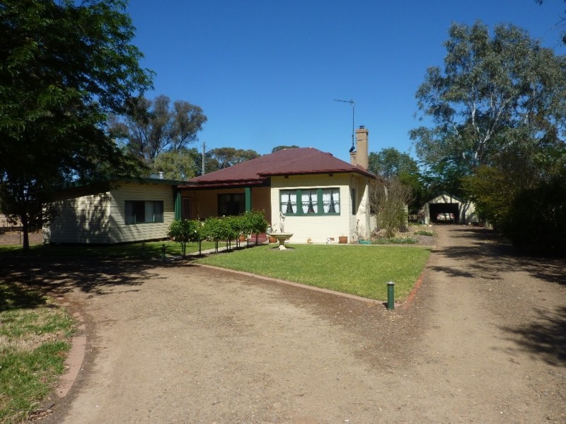 301 Hatwells  Road, Wagga Wagga NSW 2650