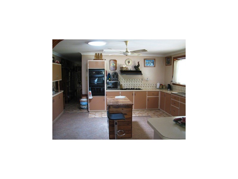 17 Townsend Street, Narrandera NSW 2700