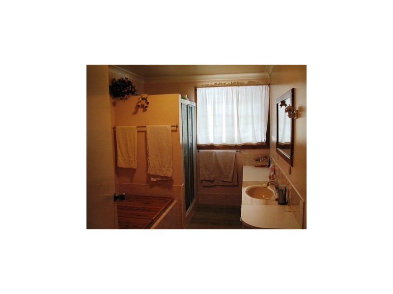 17 Townsend Street, Narrandera NSW 2700