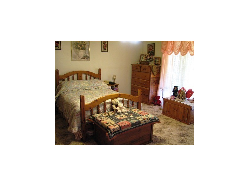 17 Townsend Street, Narrandera NSW 2700