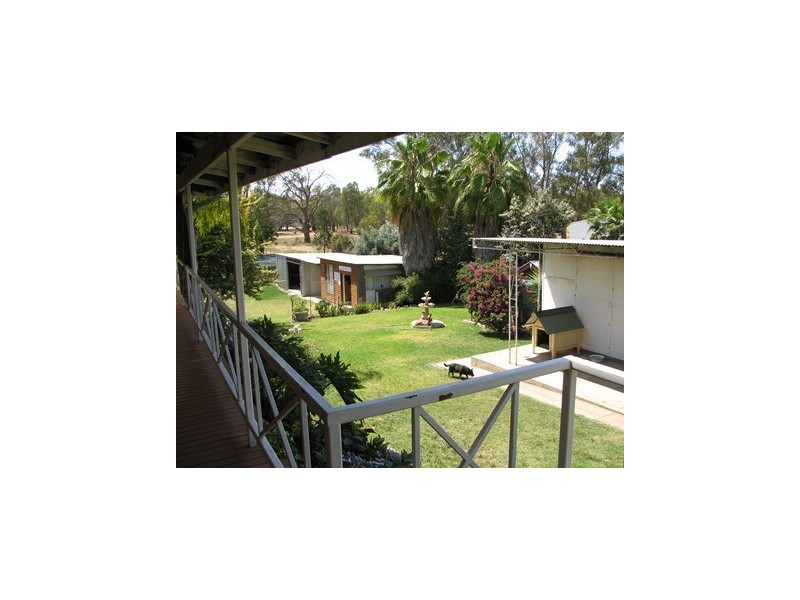 17 Townsend Street, Narrandera NSW 2700