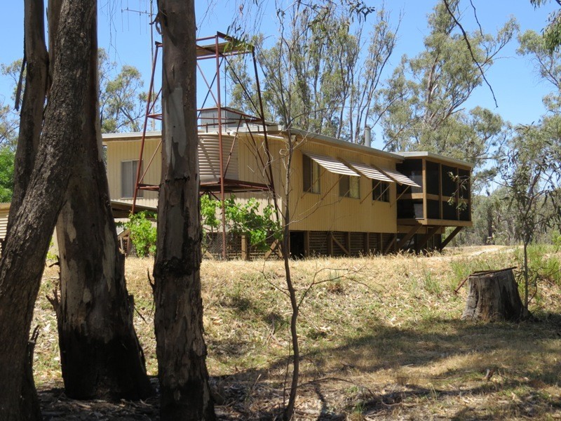 52 STEVENS WEIR ROAD, Deniliquin NSW 2710