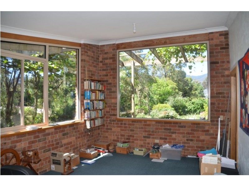 2 Drummond Street, Tawonga VIC 3697
