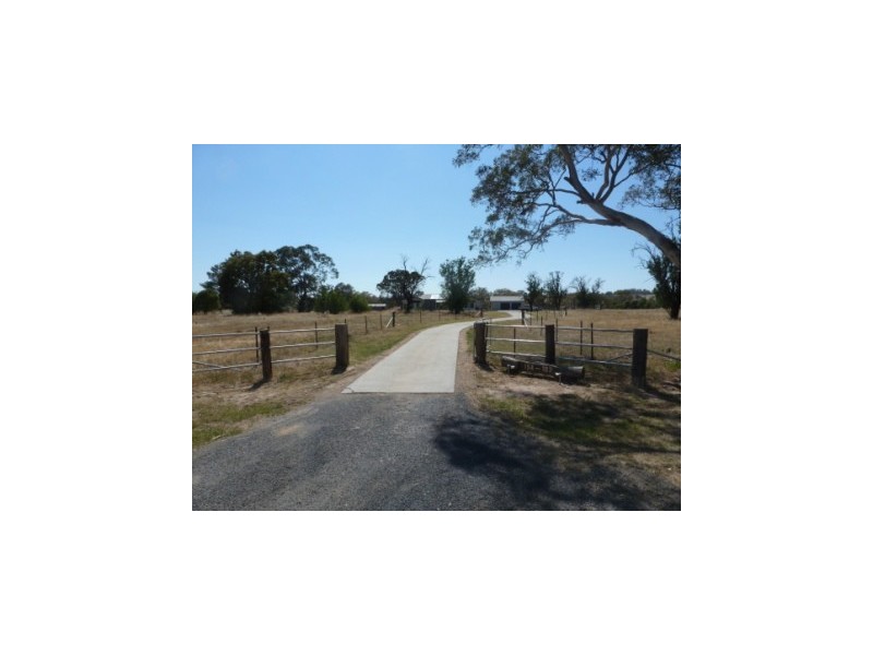 154-162 Market Street, Boorowa NSW 2586