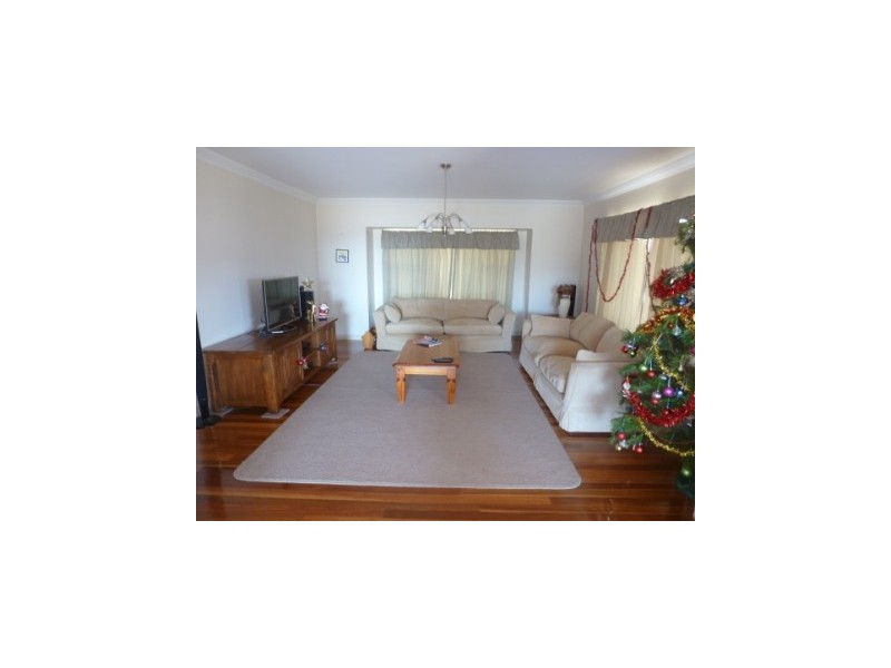 154-162 Market Street, Boorowa NSW 2586