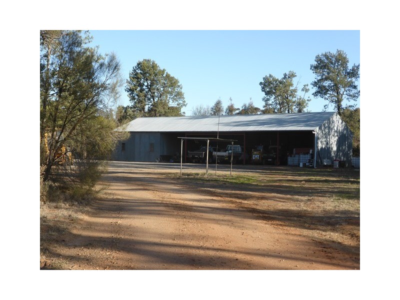 - Wingidgeon Station -, Jerilderie NSW 2716