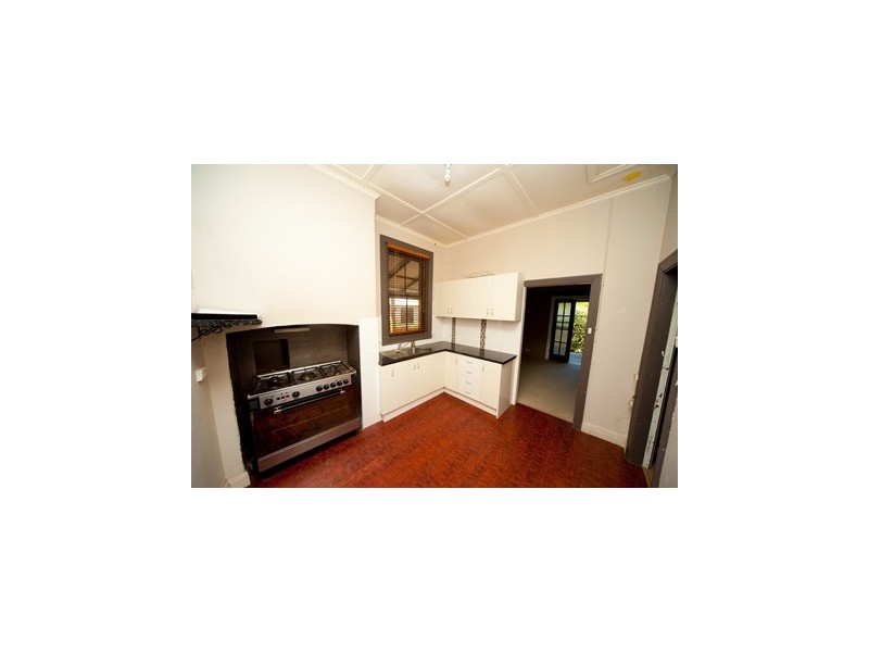 33 Elwin Street, Narrandera NSW 2700