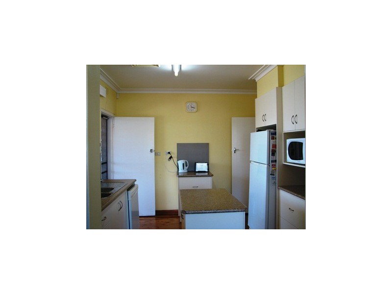 48 Watermain Street, Narrandera NSW 2700