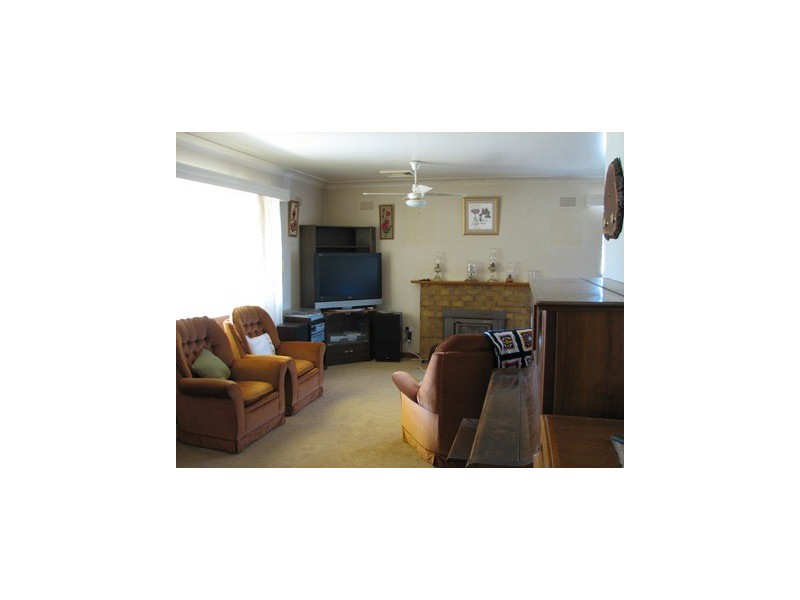 48 Watermain Street, Narrandera NSW 2700