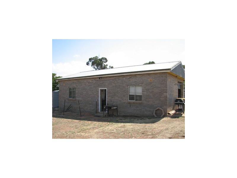 48 Watermain Street, Narrandera NSW 2700