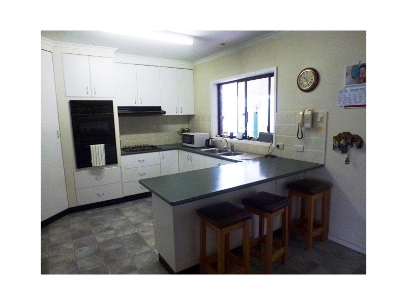 Farm 130 Old Common Road, Hay NSW 2711