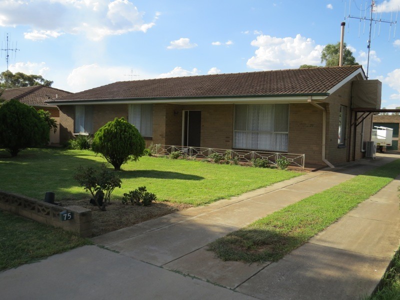 75 Wells, Finley NSW 2713