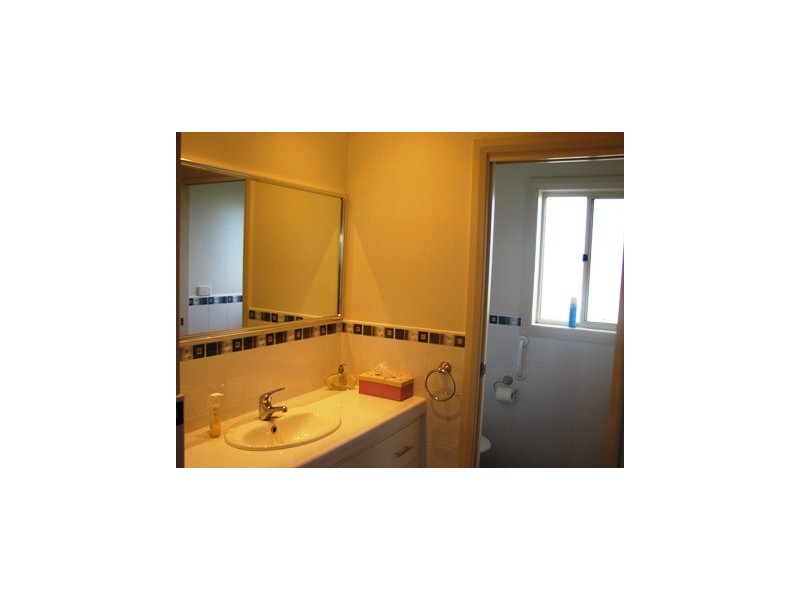 Unit 2, 14 Elwin Street, Narrandera NSW 2700