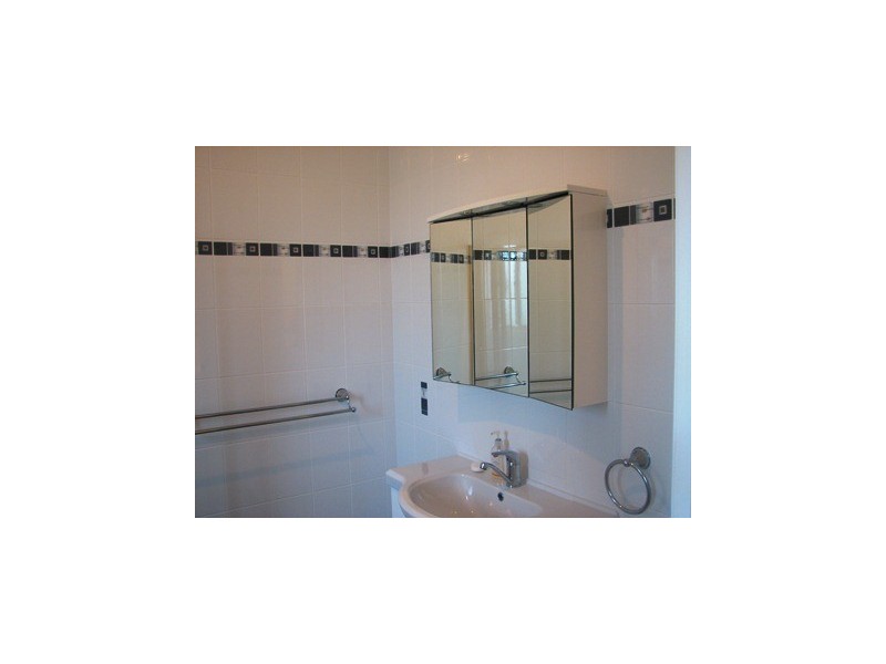 Unit 2, 14 Elwin Street, Narrandera NSW 2700