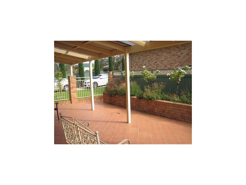 Unit 2, 14 Elwin Street, Narrandera NSW 2700