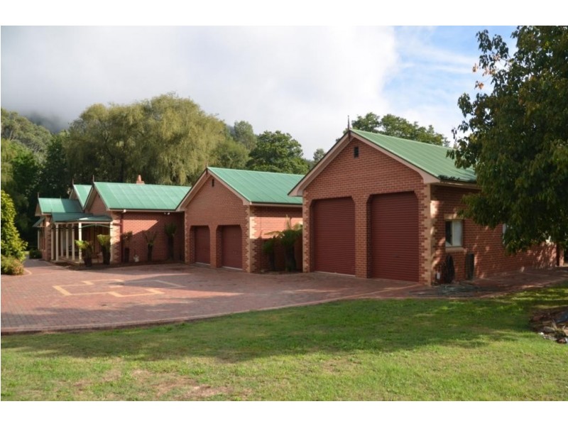 434 Morses Creek Road, Wandiligong VIC 3744