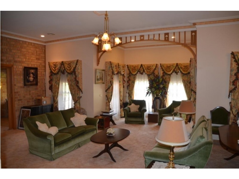 434 Morses Creek Road, Wandiligong VIC 3744