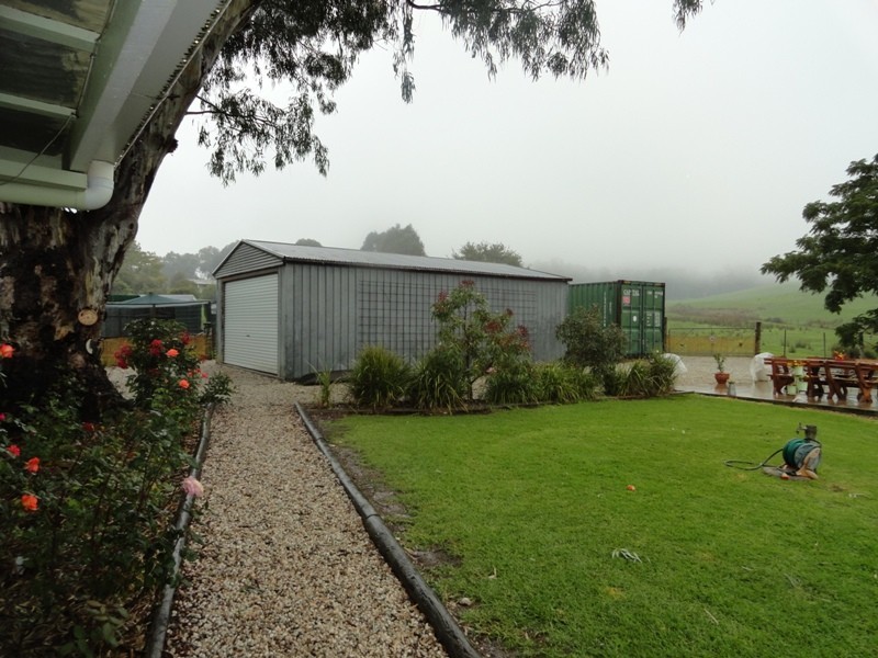 136 Cogdell Lane, Kergunyah VIC 3691