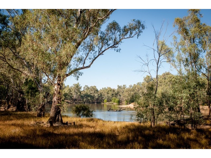 83 Ngawe Road, Barooga NSW 3644