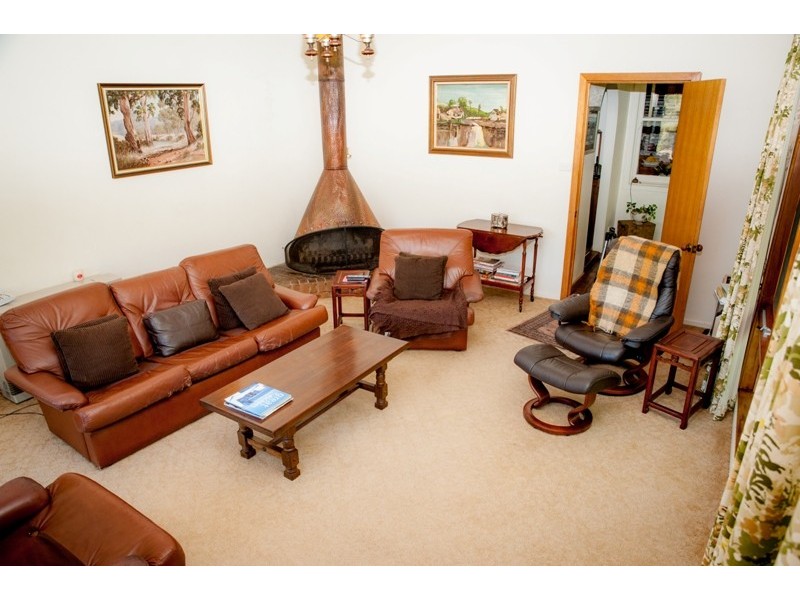 83 Ngawe Road, Barooga NSW 3644