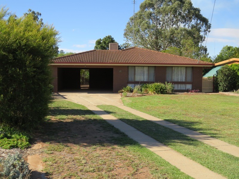 57 Budd Street, Berrigan NSW 2712