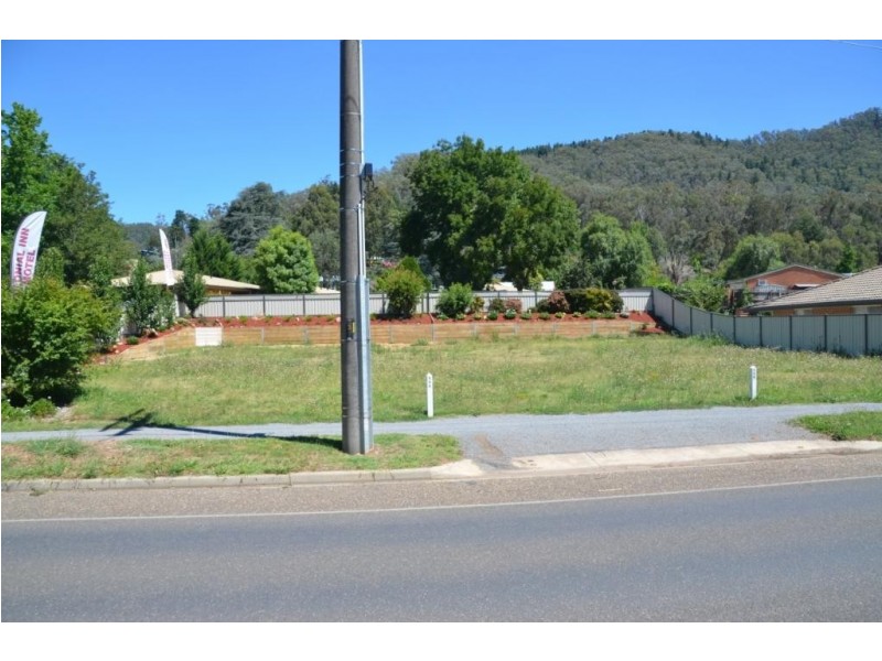 54A Gavan Street, Bright VIC 3741