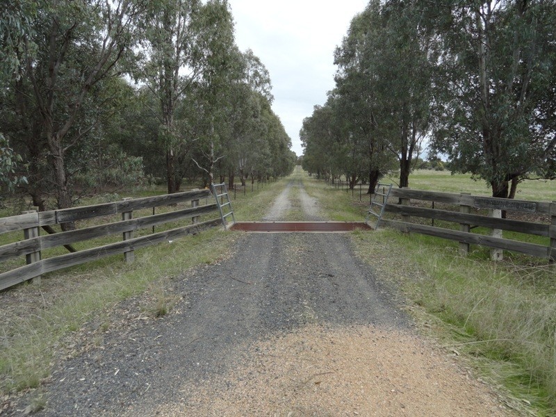 1065 Urana Road, Jindera NSW 2642