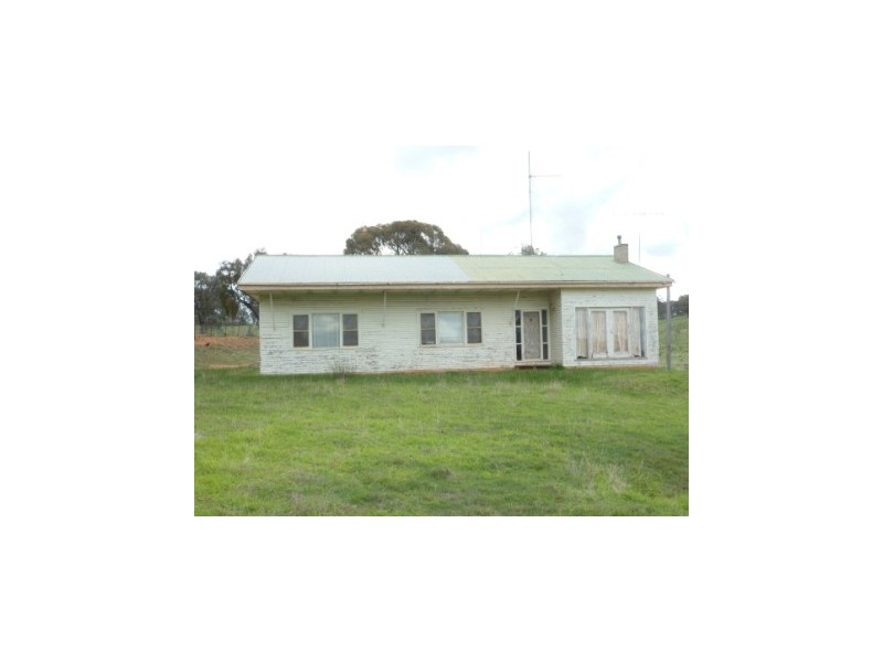 699 Taylors Flat Road, Boorowa NSW 2586