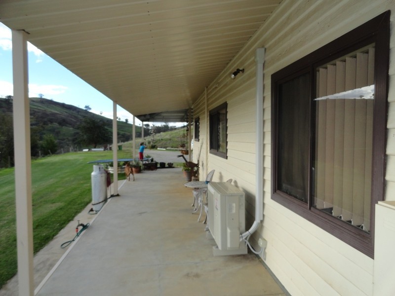 132 Bryants Gap Road, Charleroi VIC 3695