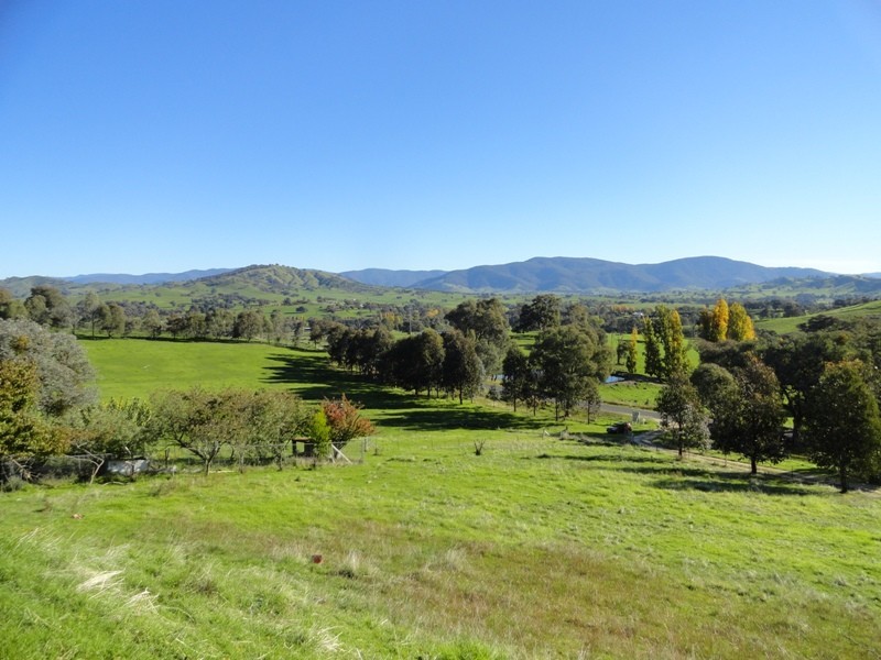 132 Bryants Gap Road, Charleroi VIC 3695