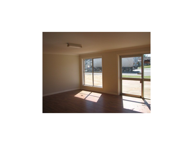 105 Irrigation Way, Narrandera NSW 2700
