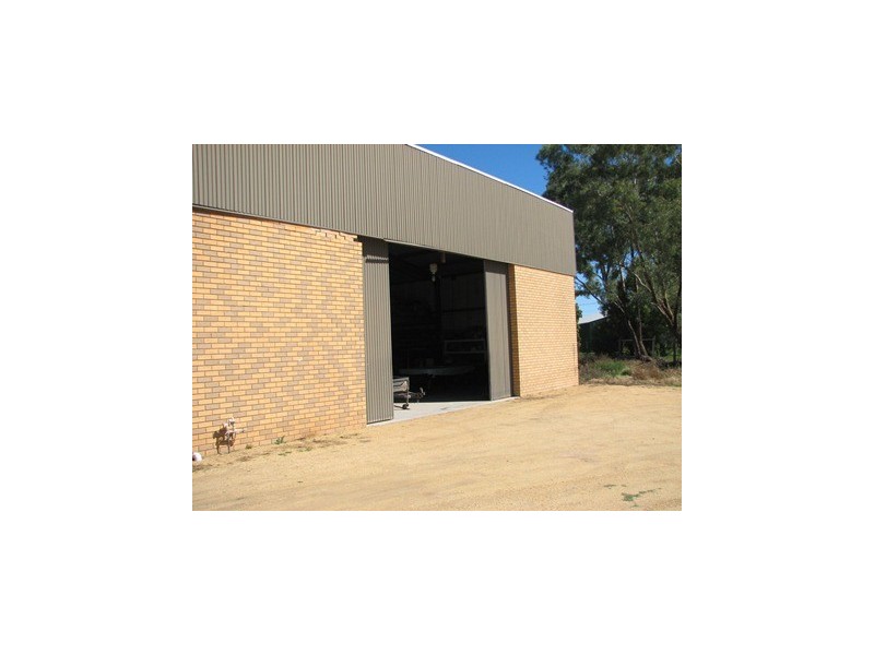 105 Irrigation Way, Narrandera NSW 2700