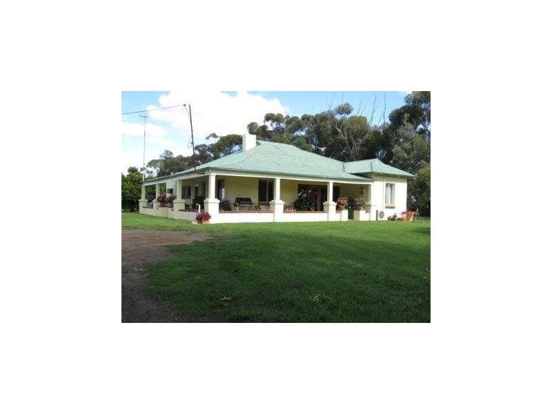 “Wongalea” Moonee Swamp Road, Deniliquin NSW 2710