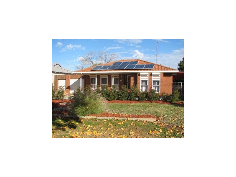 140 Audley Street, Narrandera NSW 2700