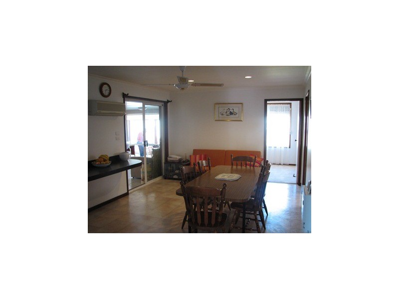 140 Audley Street, Narrandera NSW 2700
