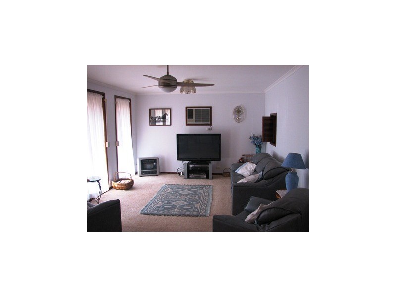 140 Audley Street, Narrandera NSW 2700