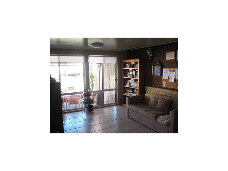 140 Audley Street, Narrandera NSW 2700