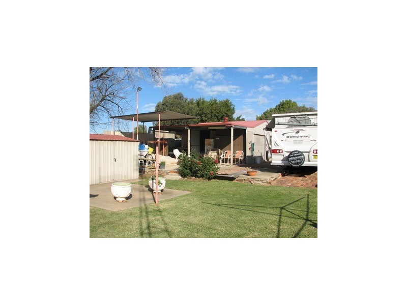 140 Audley Street, Narrandera NSW 2700