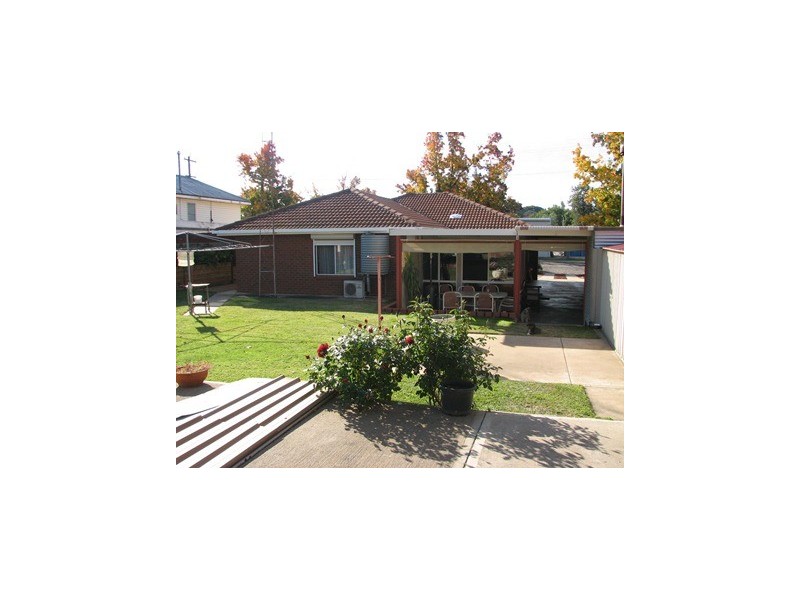 140 Audley Street, Narrandera NSW 2700