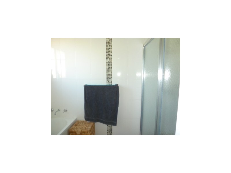 25 Ford St, Boorowa NSW 2586