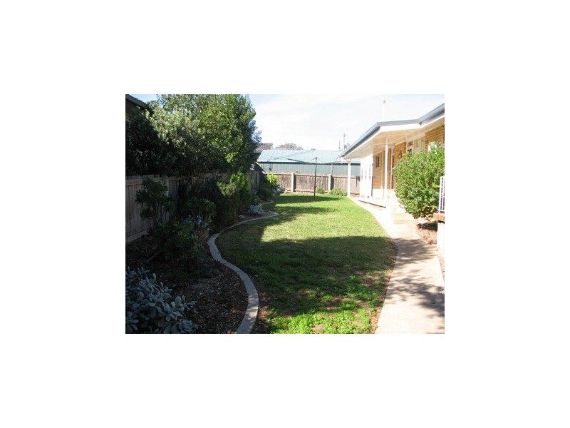 5 Shady Street, Narrandera NSW 2700