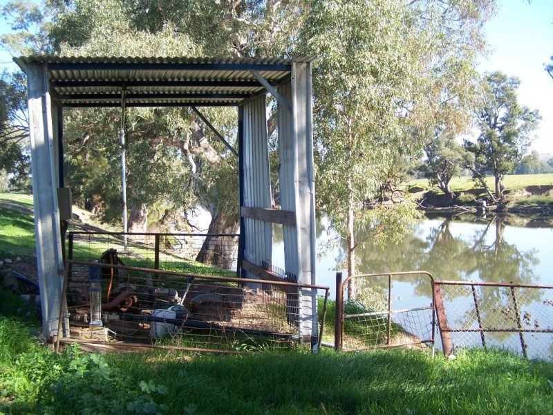 61 Merritts Road, Wagga Wagga NSW 2650