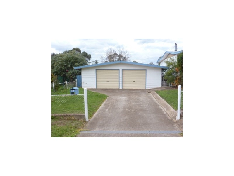17 Jugiong street, Boorowa NSW 2586