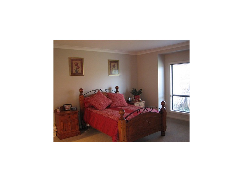 13 Galore Street, Lockhart NSW 2656