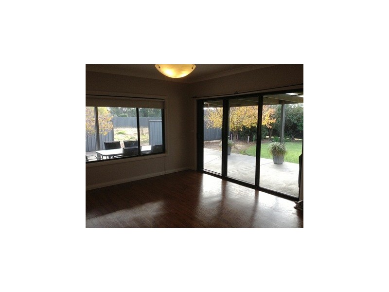 13 Galore Street, Lockhart NSW 2656