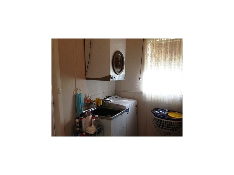 10 Crown, Narrandera NSW 2700